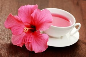chá de hibisco gelado